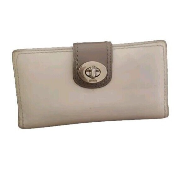 Vintage Coach White Leather Bifold Turnlock Wallet With Checkbook Holder Sleeve - Picture 1 of 16